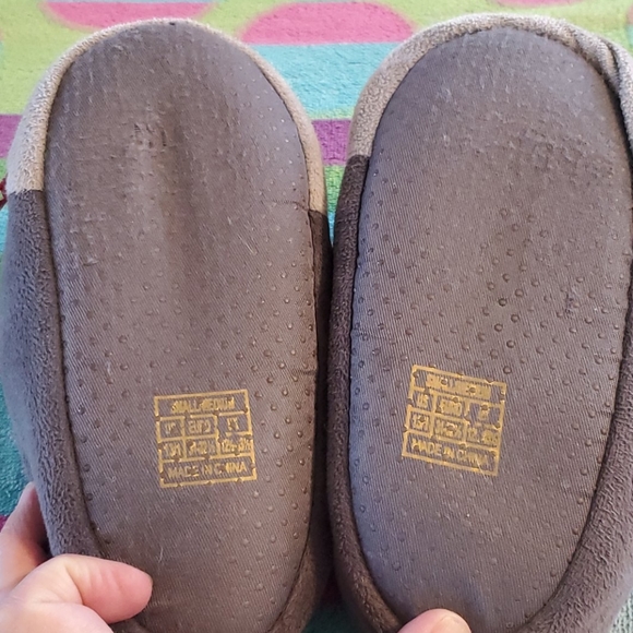 Kids Shark slippers1 - Picture 5 of 7